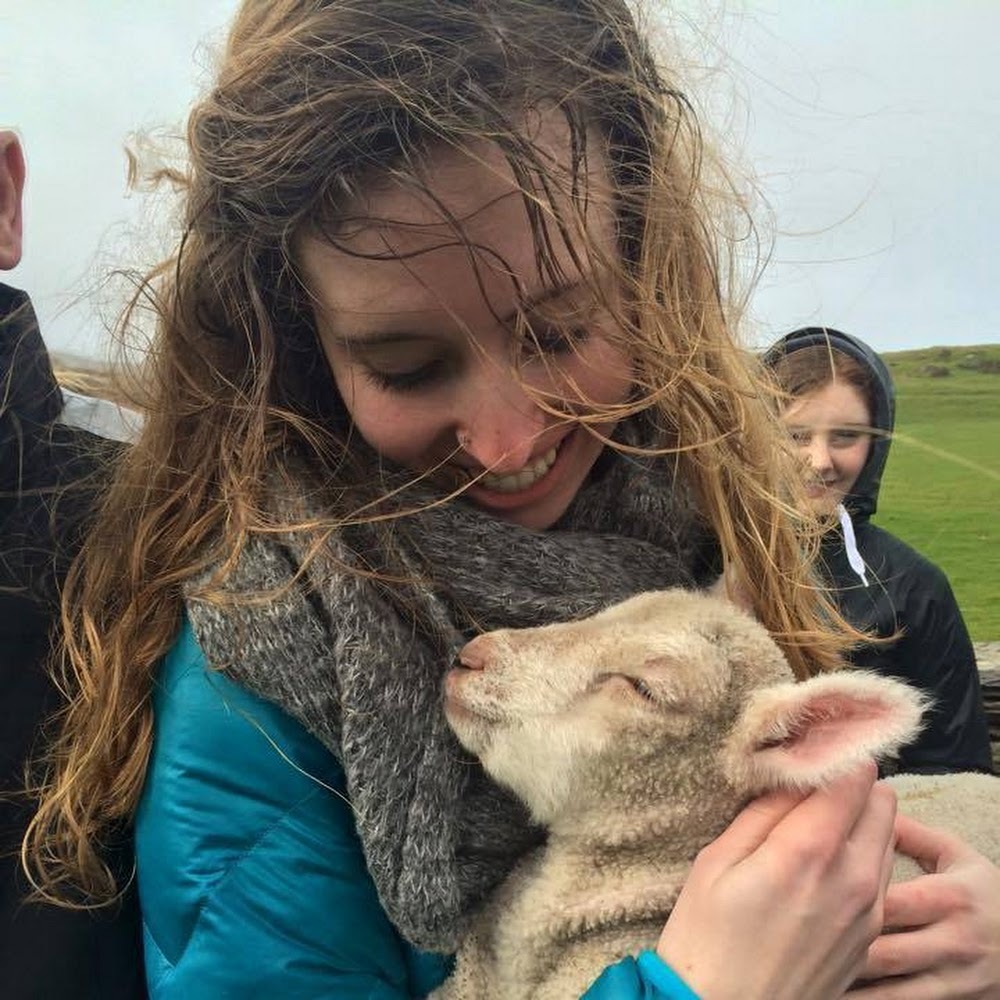 Meet your Posher, Bridgit